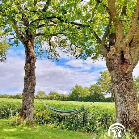 Semesterbostad Un Instant A Saulges, Jusqu'a 12 Personnes *