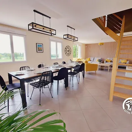 Un Instant A Saulges, Jusqu'a 12 Personnes Semesterbostad