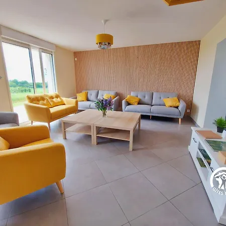 Semesterbostad Un Instant A Saulges, Jusqu'a 12 Personnes Saulges