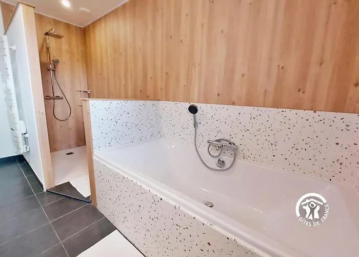 Un Instant A Saulges, Jusqu'a 12 Personnes