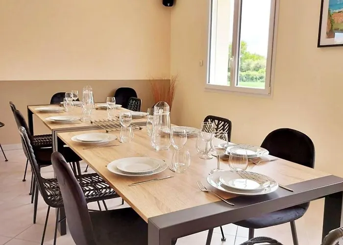 Un Instant A Saulges, Jusqu'a 12 Personnes