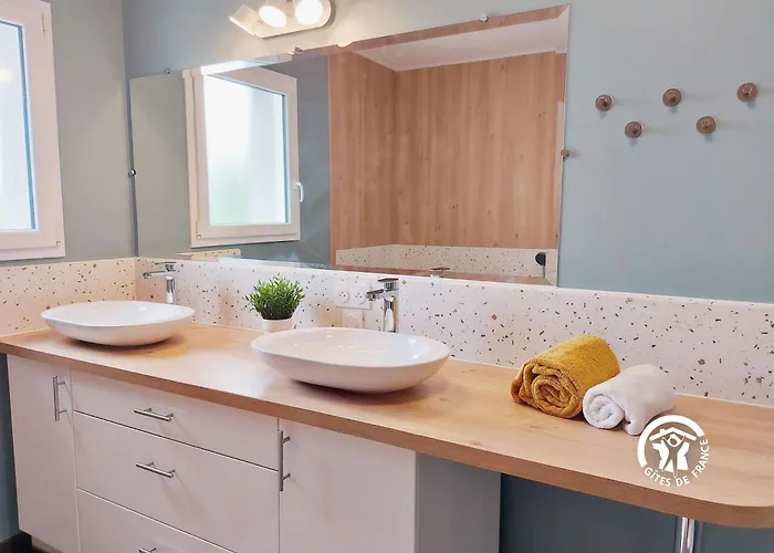 Σπίτι διακοπών Un Instant A Saulges, Jusqu'a 12 Personnes