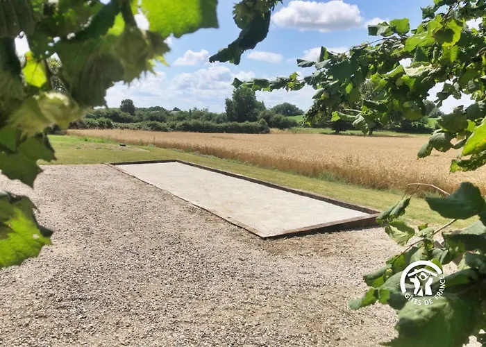 Un Instant A Saulges, Jusqu'a 12 Personnes * Saulges